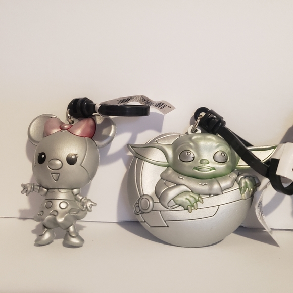 Disney 100 Series 1 Figural 3D Blind Bag Clips Lot of 4 Grogu Minnie Tinkerbell - Picture 2 of 12